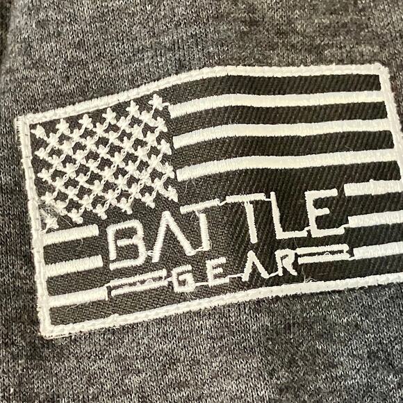 St. Michael the Archangel Lee’s Summit Sweatshirt Mens Size XL Battle Gear - Picture 3 of 7